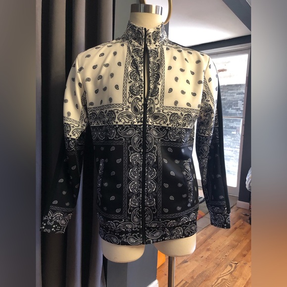 Rebel Minds Forever 21 Cream & Black paisley bandana print Large track jacket - Picture 5 of 8